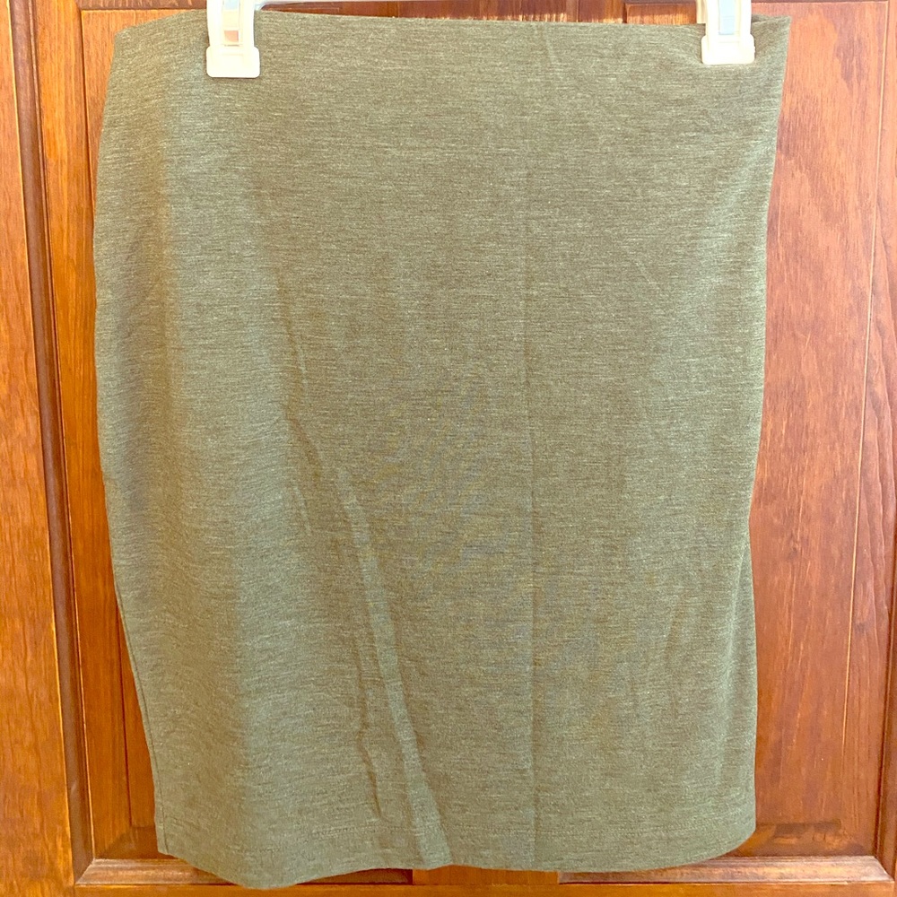 Hunter Green Plus Fitted Pencil Skirt